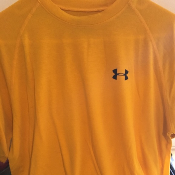 under armour t shirts gold
